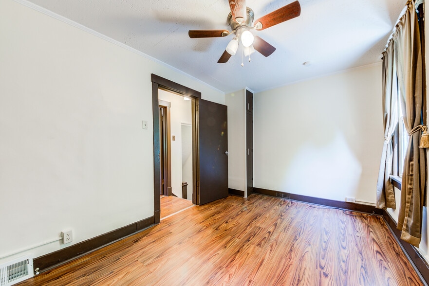 Building Photo - 1155 South Ave