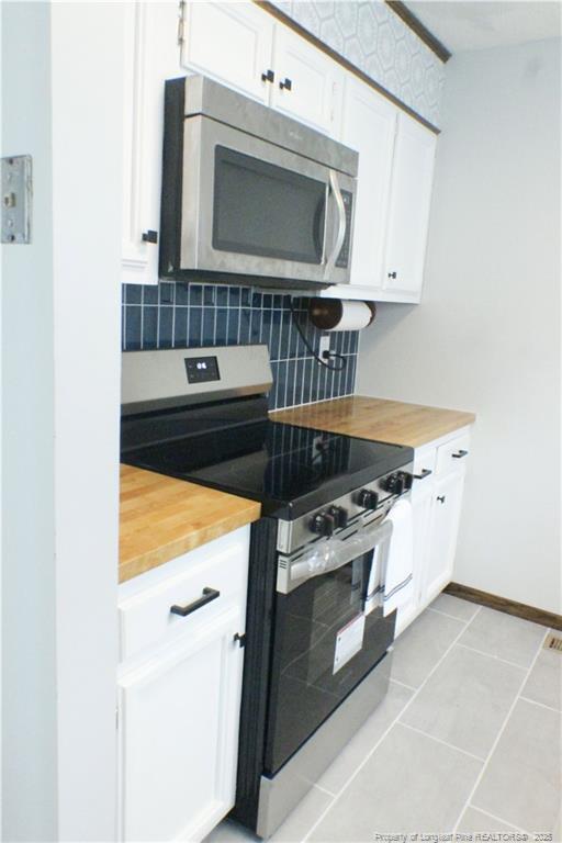 Building Photo - 6398 Hawfield Dr
