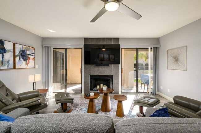 Building Photo - 9695 N 93rd Way