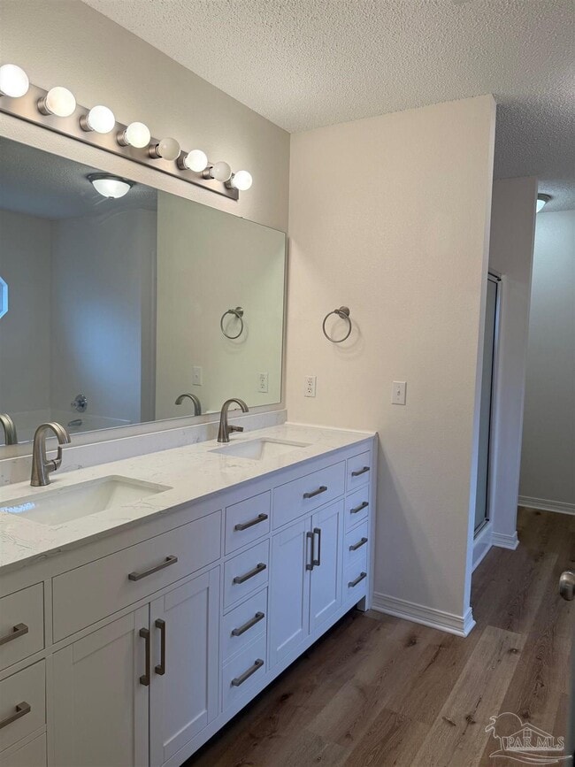 Building Photo - 1667 Condor Dr