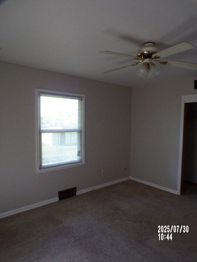 Building Photo - Freshly painted interiors!!!
