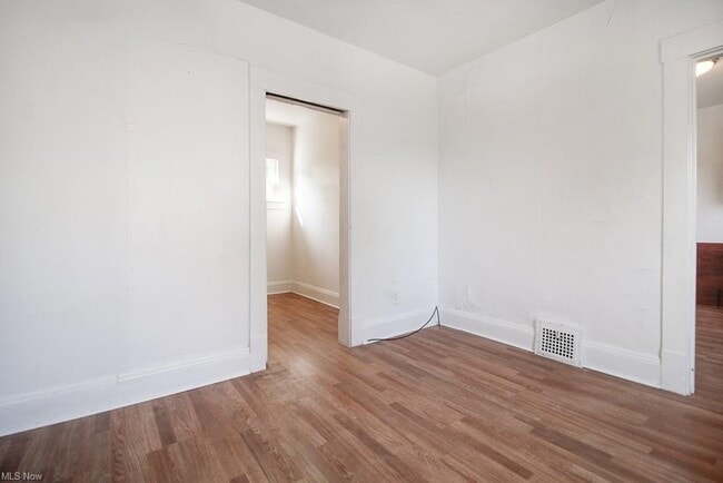 Building Photo - 3992 E 26th St