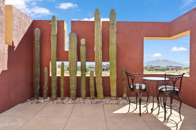 Building Photo - 9191 E Happy Hollow Dr