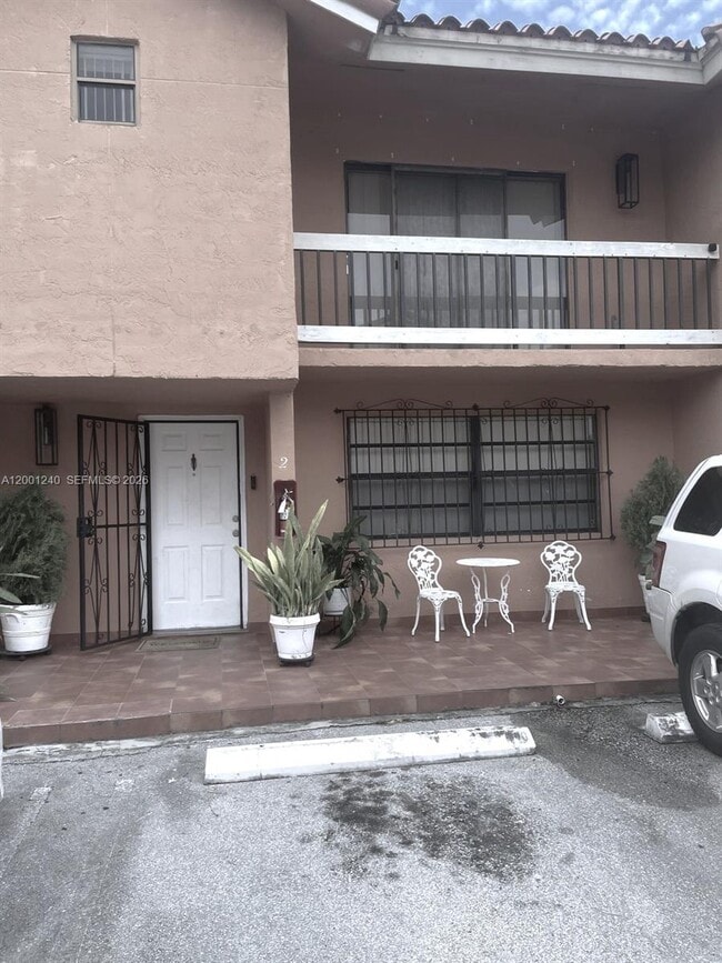 Building Photo - 520 NW 109th Ave