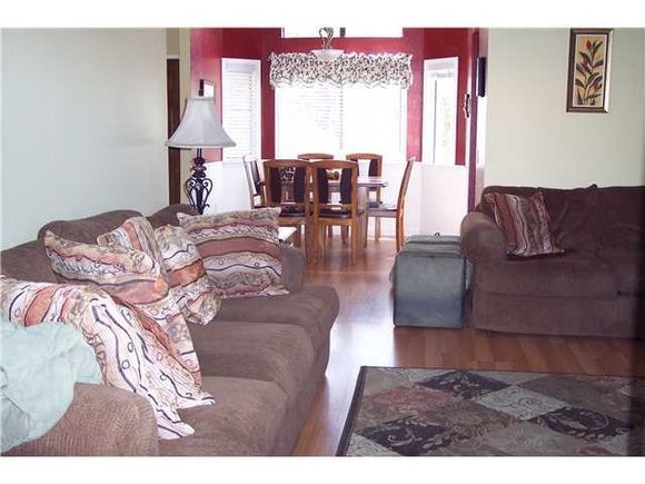 Building Photo - 3536 Ridgewood Way