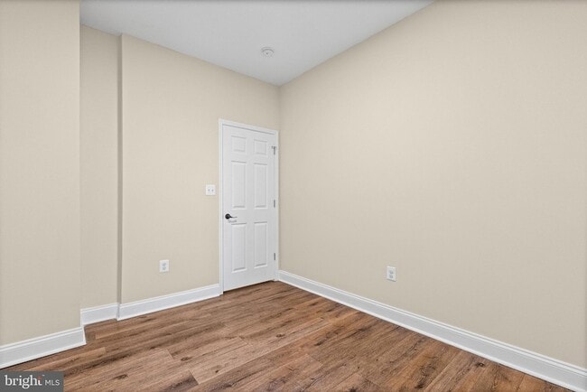 Building Photo - 1307 N Patterson Park Ave