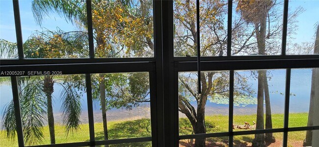 Building Photo - 1844 Salerno Cir