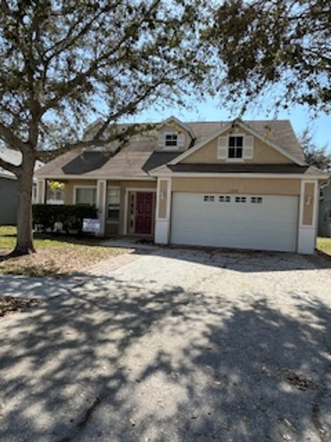 Primary Photo - Spacious Land O’ Lakes Single Family Home ...