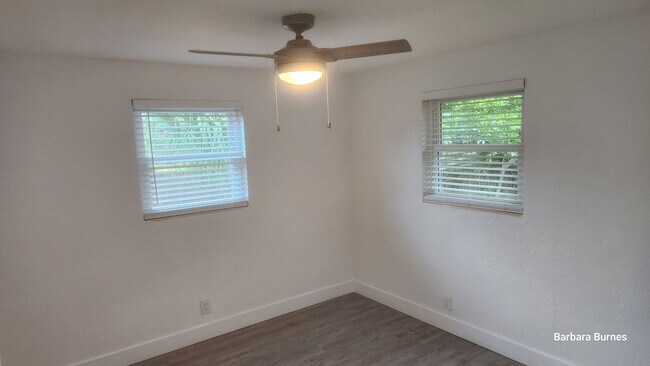 Building Photo - Three bedroom two bath for rent near Ridgewood and LPGA.