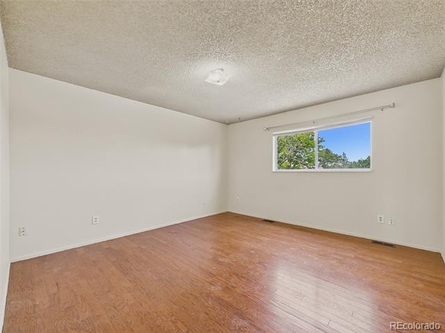 Building Photo - 904 S Uravan St