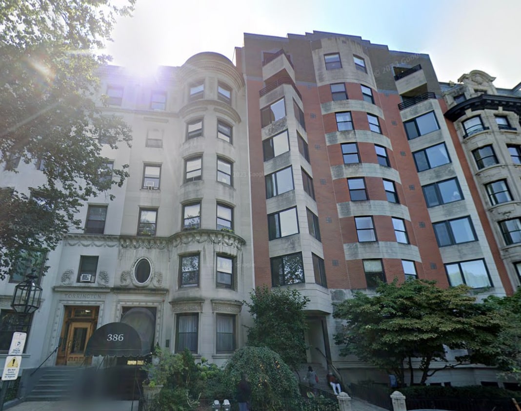Primary Photo - 386 Commonwealth Ave