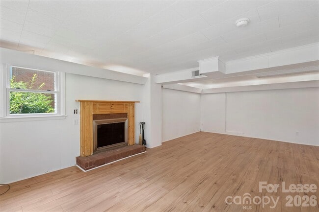 Building Photo - 3124 Edsel Pl