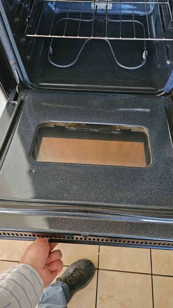 Building Photo - Affordable 3 Bedroom Home for $2100 Rent, $2100 Deposit, 1st Month Free with Lease!