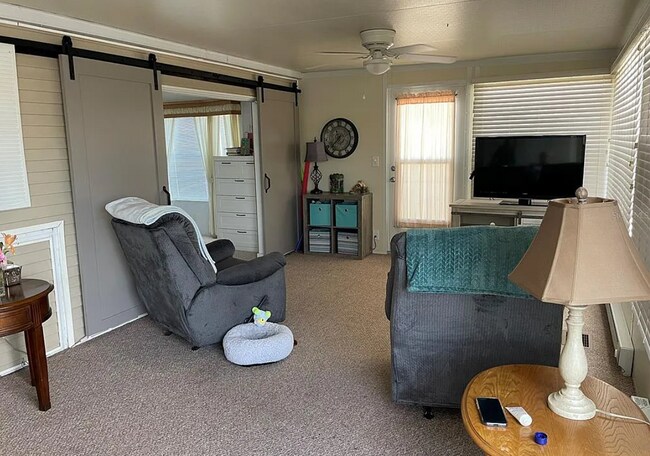 Building Photo - Fully Furnished 2 bedroom, 2 bathroom Home in Shelter Cove!