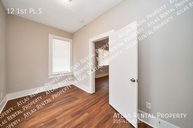 Building Photo - 12 1st Pl S