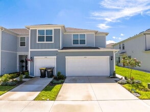 Building Photo - Discover Comfort and Style: Spacious 3-Bed...