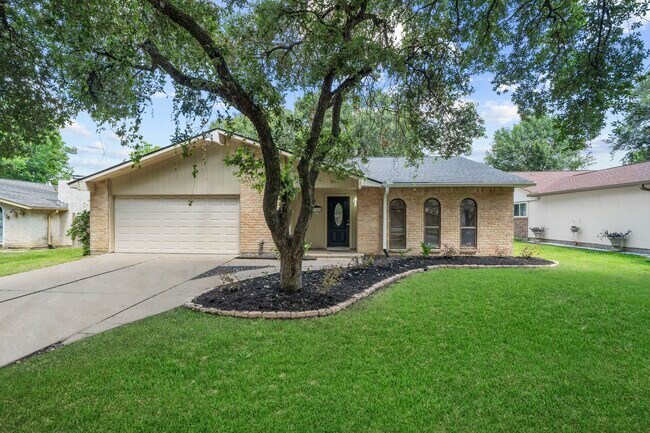 Building Photo - 3902 Marywood Dr