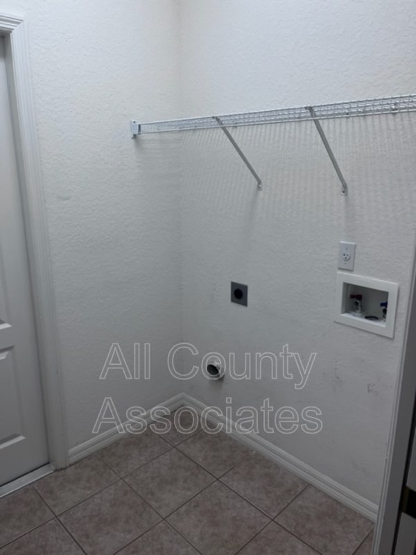 Building Photo - 12147 Putter Green Ct