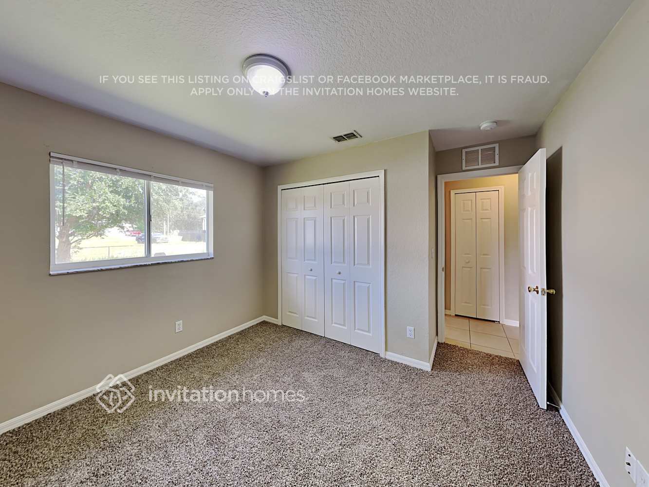Building Photo - 213 SW 25th Ave