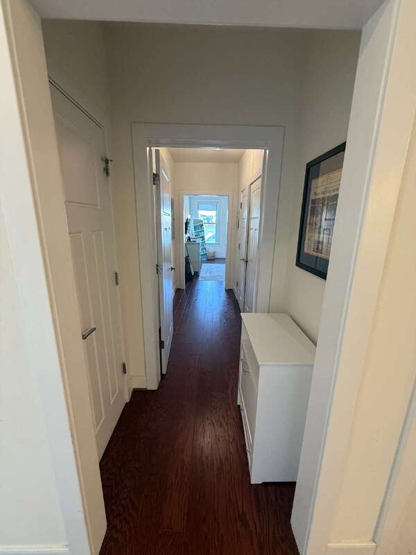 Building Photo - 1107 S Walter Reed Dr