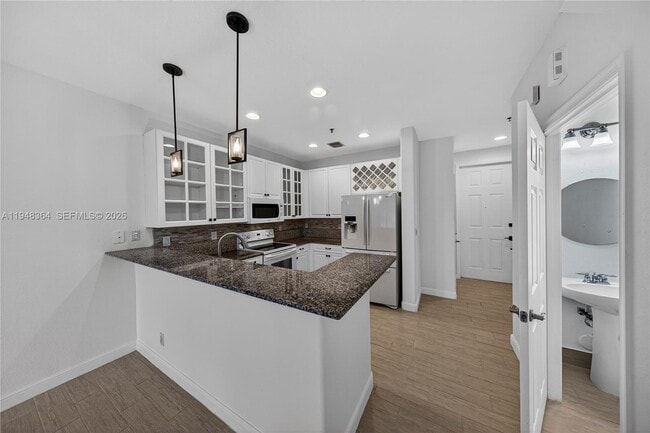 Building Photo - 4645 SW 75th Way