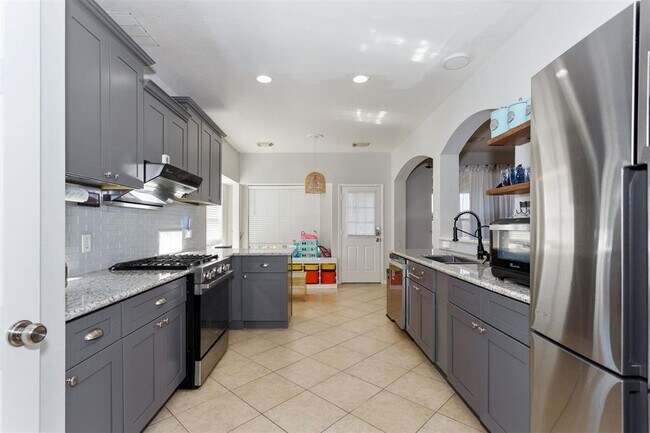 Building Photo - 3122 Glencullen Ln