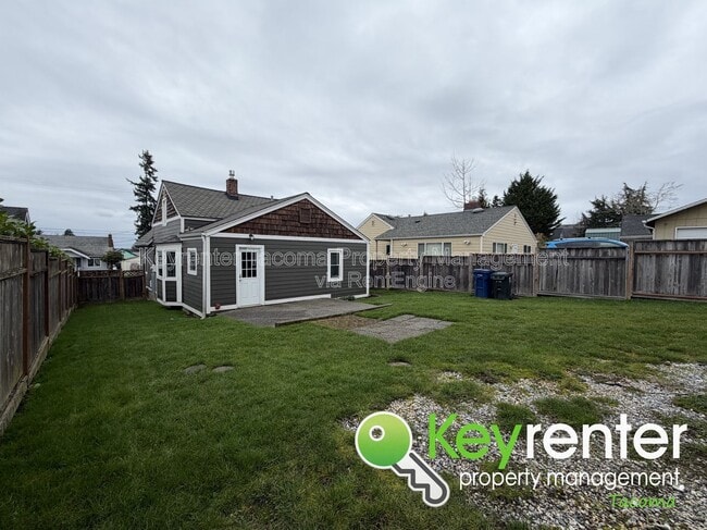 Building Photo - 5429 S K St