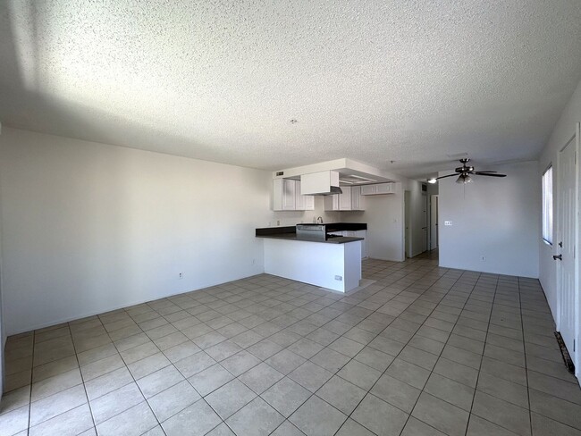 Building Photo - AVAILABLE NOW!! 2 Bedroom 2 Bath Apartment...