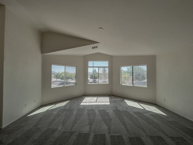 Building Photo - Charming Two-Story Home with Spacious Layout!