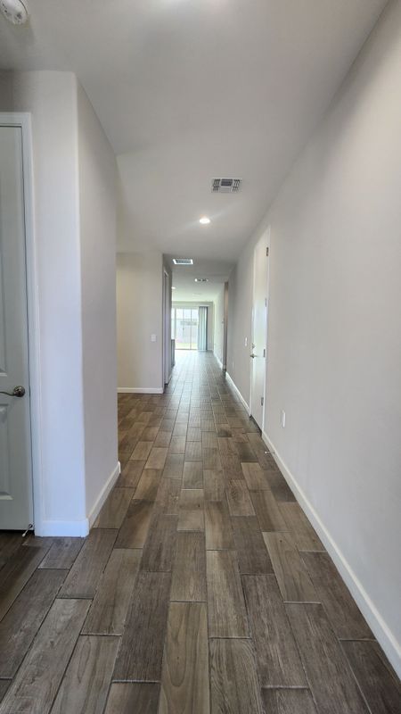 Building Photo - 37845 W Santa Barbara Ave