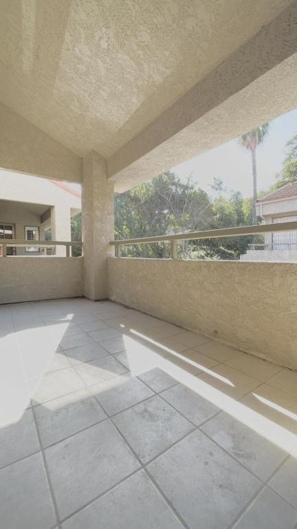 Building Photo - 1204 Walnut Grove Ave