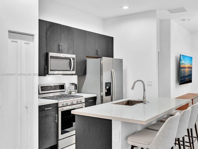 Building Photo - 4936 Whispering Way