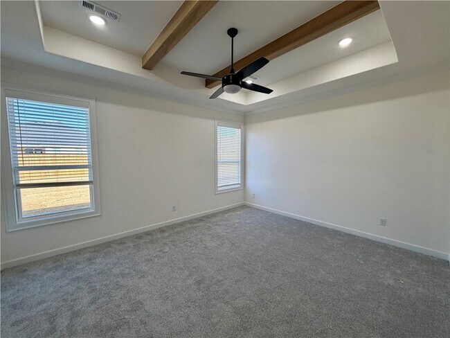 Building Photo - 1906 Farmer St