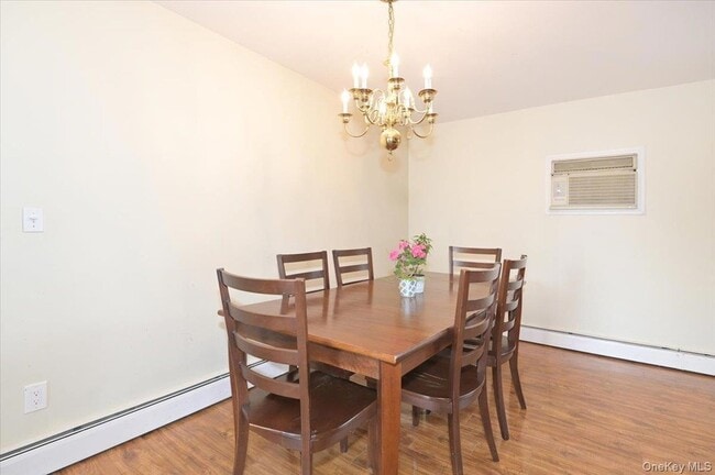 Building Photo - 43 Flagstone Ln