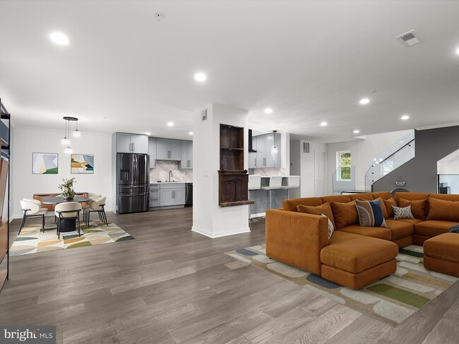 Building Photo - 700 Olney Sandy Spring Rd