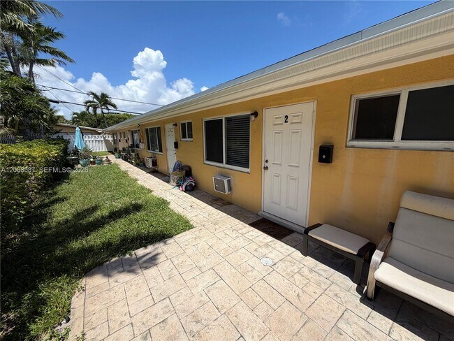 Building Photo - 4229 Bougainvilla Dr