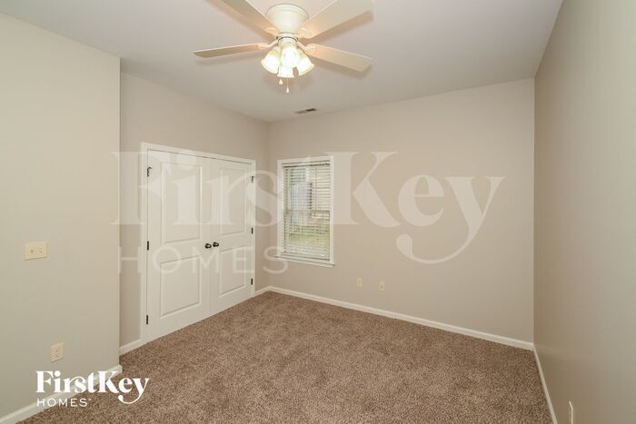 Building Photo - 939 Meriweather Dr