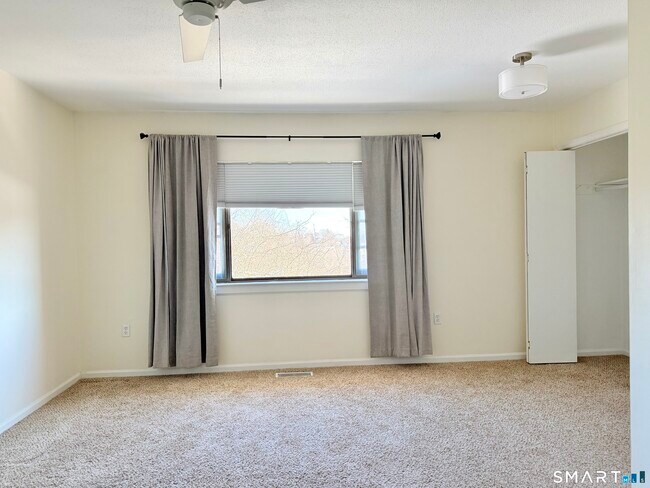 Building Photo - 163 Monticello Dr