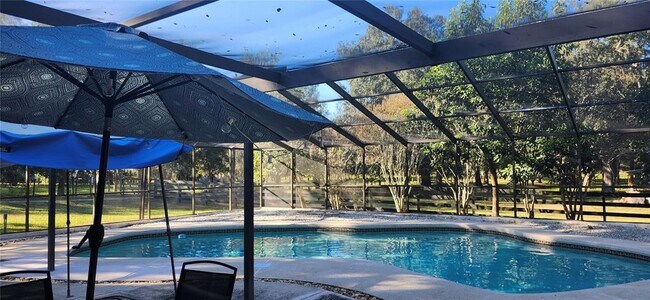 Building Photo - 1804 E Wheeler Rd