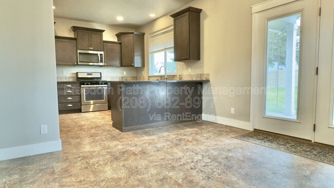 Building Photo - 9477 N Prince William Lp