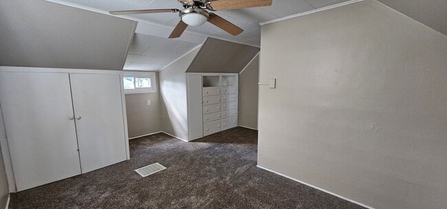 Building Photo - 4 Bedroom House for rent