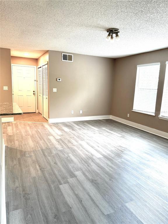 Building Photo - 6064 Westgate Dr