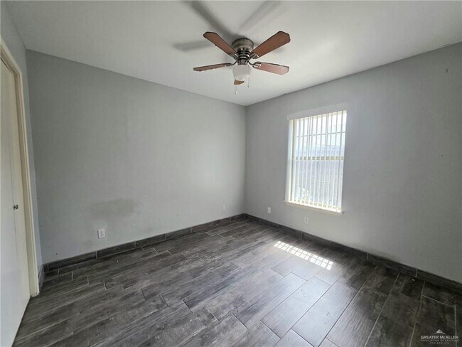 Building Photo - 3001 Ashley Pl