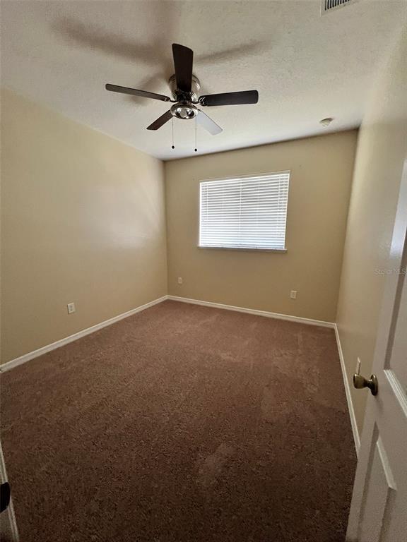 Building Photo - 2202 Seven Oaks Dr