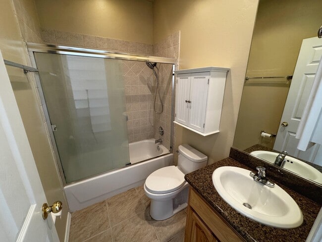 Building Photo - 4629 Spanish Sun Ave NE