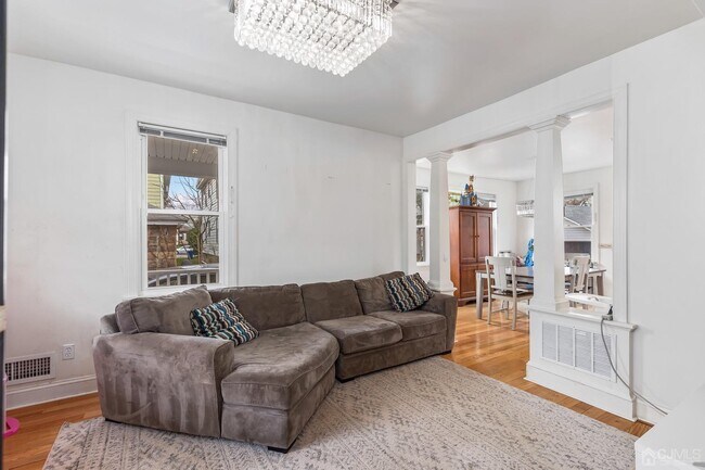 Building Photo - 236 Montgomery St