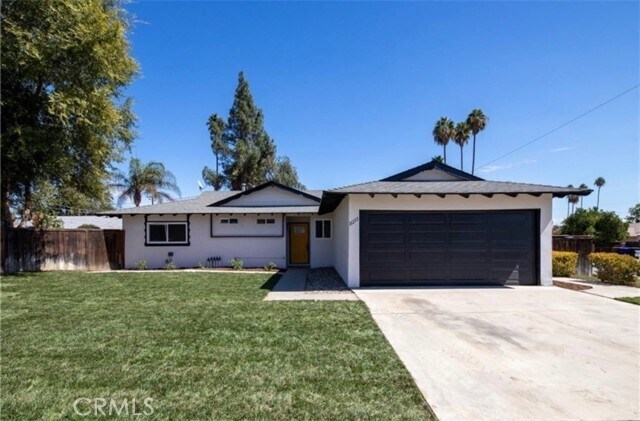 Building Photo - 11233 Doverwood Dr