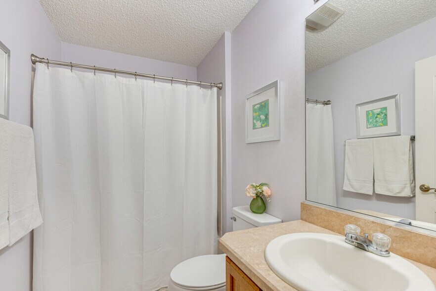 Building Photo - 684 Winifred Way