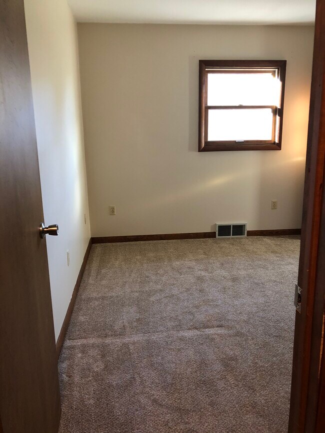 Bedroom #2 - 710 S Mountain Rd