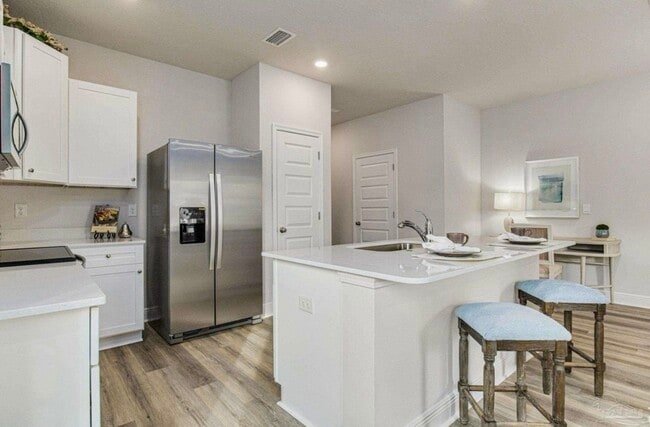 Building Photo - 4083 Pendragon Cir